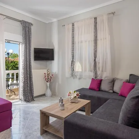 Lägenhet Family House Nikos 2