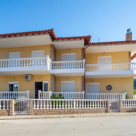 Family House Nikos 2 Lägenhet *